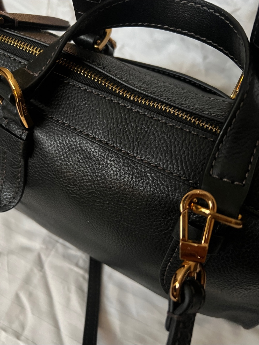 Fossil Black Leather Satchel Handbag with Gold Hardware - Picture 2 of 9